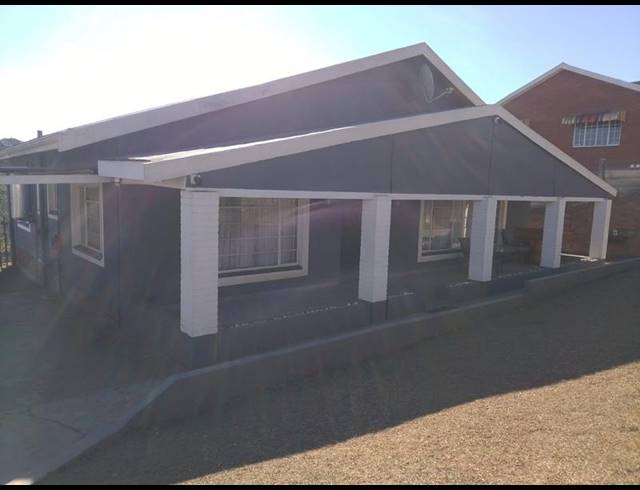 3 BEDROOM HOUSE FOR SALE IN WOODLANDS